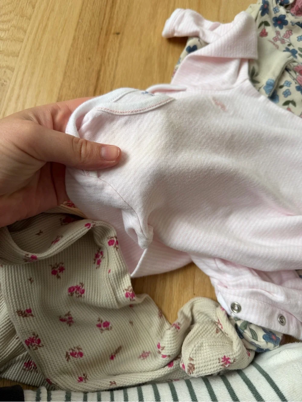 Bundle of 3 carters and Ralph Lauren floral and stripe sleepers size 6m
